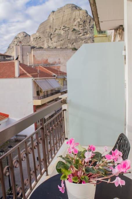 Holiday Meteora B Kalambaka Bagian luar foto